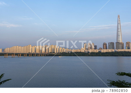 高層ビル 現代建築 都市 78902850