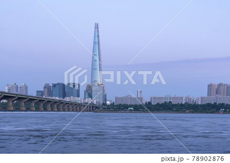 高層ビル 現代建築 都市 78902876