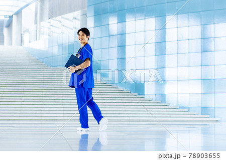 男性医師　病院 78903655