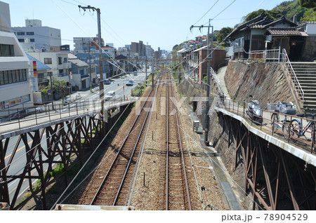 山陽本線の線路（尾道駅付近／広島県尾道市） 78904529