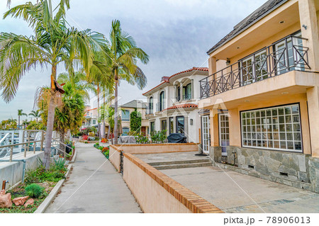 Walkway and houses with spectacular view of the canal in Long Beach California Walkway and houses with spectacular view of the canal in Long Beach California 78906013
