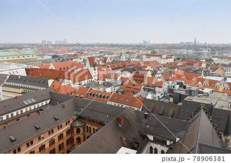 ドイツ バイエルン州 ミュンヘン 新市庁舎からの眺めの写真素材