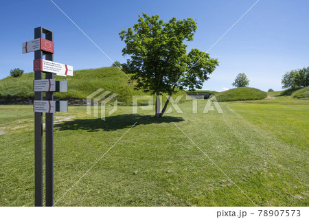 The city fortifications  in Palmanova 78907573