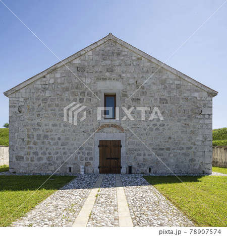 Napoleonic powder magazine in Palmanova 78907574