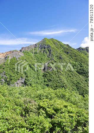 栃木県那須岳の登山道から見た山々の風景 栃木県那須岳の登山道から見た山々の風景 78911520
