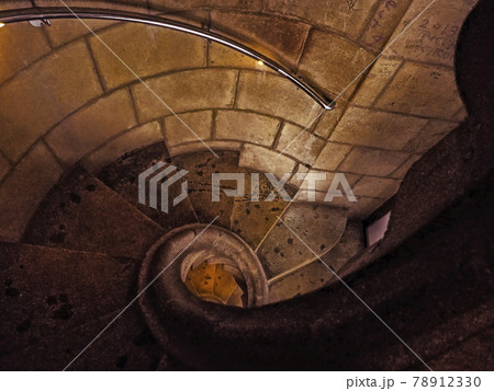 スペイン バルセロナ サグラダ・ファミリア 内部 螺旋階段 / Sagrada Família スペイン バルセロナ サグラダ・ファミリア 内部 螺旋階段 / Sagrada Família 78912330