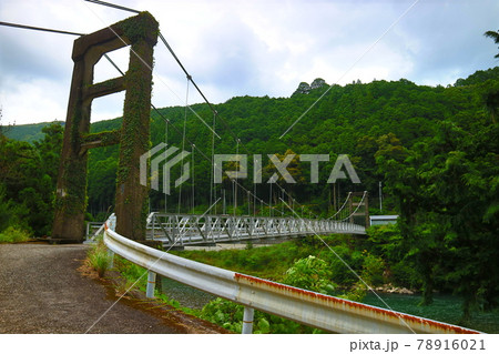 和歌山古座川の吊橋 和歌山古座川の吊橋 78916021