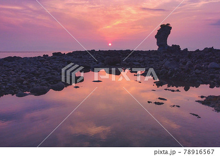 島原半島　両子岩　岸信介　人面岩　　 78916567