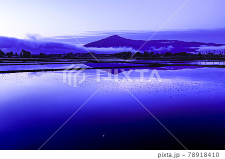 荒島岳の夜明け 78918410