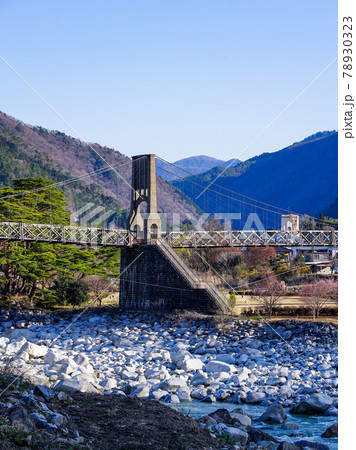 木曽川に架かる桃介橋（福澤桃介ゆかりの重要文化財） 78930323