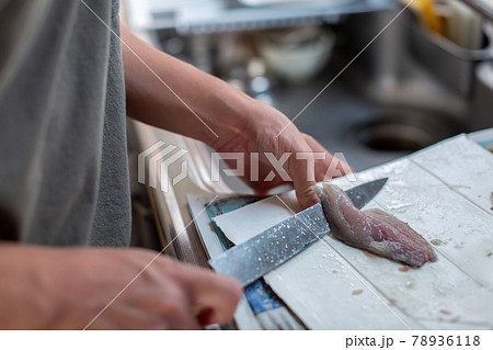 魚料理 下ごしらえ さばく 魚料理 下ごしらえ さばく 78936118