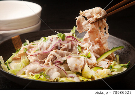 胡麻ダレ冷しゃぶ 胡麻ダレ冷しゃぶ 78936625