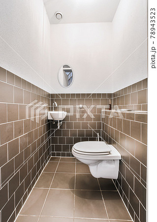 Small clean washroom Small clean washroom 78943523