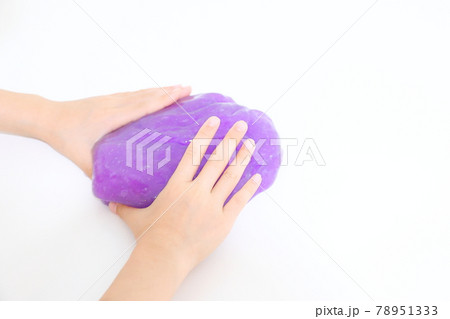 整形される紫のスライム 78951333
