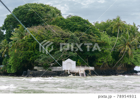 Taprobane Island also called rock-island by local, beautiful scenery landscape. 78954931