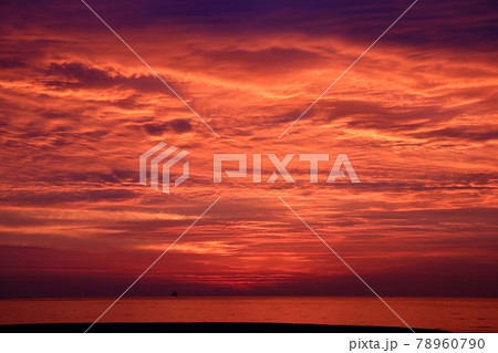 朝焼け 78960790