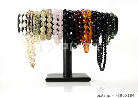 collection of neclace accessory jewelry isolated on white background collection of neclace accessory jewelry isolated on white background 78965184