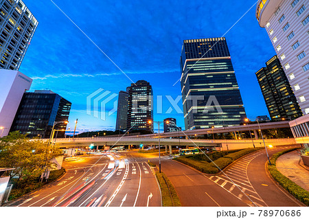 日本の東京都市景観　赤坂見附陸橋などを望む 78970686