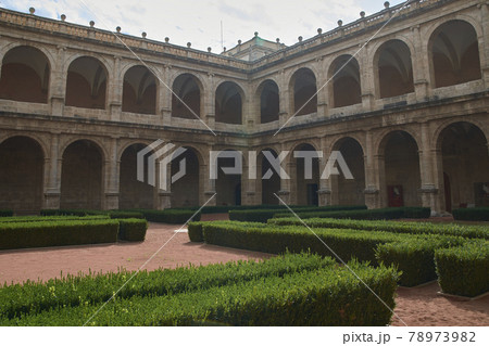 The cloister of the monastery 78973982