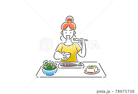 充実した毎日を過ごしている笑顔の女性 食事 充実した毎日を過ごしている笑顔の女性 食事 78975736