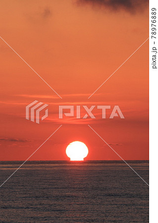 氷見のダルマ太陽 78976889