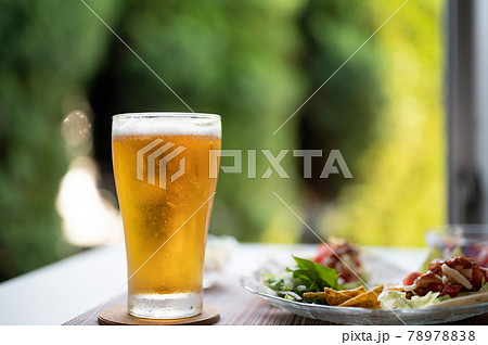真夏に美味しい生ビールとタコス 真夏に美味しい生ビールとタコス 78978838