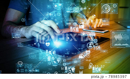 ビジネスとテクノロジー　デジタルトランスフォーメーション  78985397