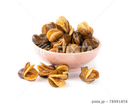Broad bean, English Bean, European Bean, Field Bean. Fry (Vicia faba L.). on white background Broad bean, English Bean, European Bean, Field Bean. Fry (Vicia faba L.). on white background 78991856
