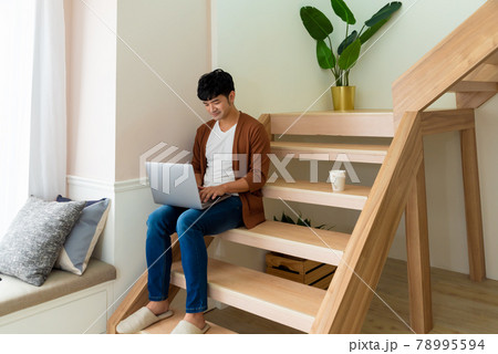 男 男の人 男性 78995594