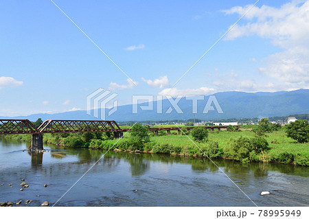 山形鉄道フラワー長井線と車窓からの風景(2020年夏) 山形鉄道フラワー長井線と車窓からの風景(2020年夏) 78995949