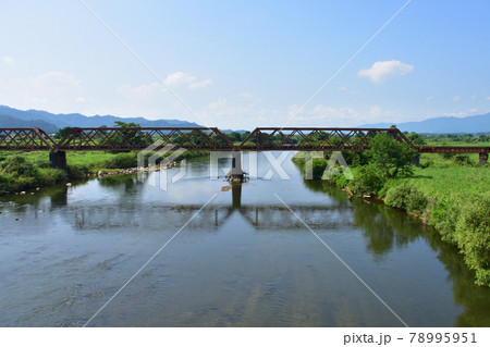 2020年夏の山形鉄道フラワー長井線と車窓からの風景 78995951