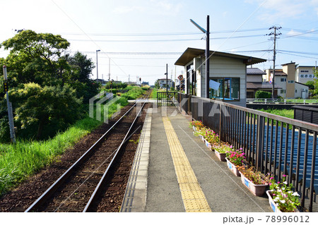 2020年夏の山形鉄道フラワー長井線と車窓からの風景 78996012
