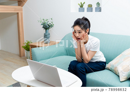 女子 女の子 女児 78998632