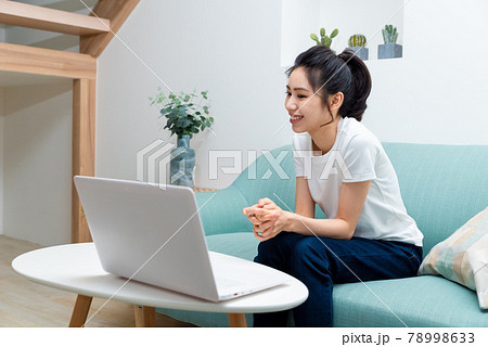 女子 女の子 女児 78998633