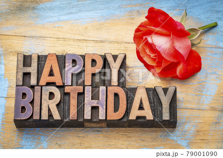 Happy Birthday in wood type 79001090