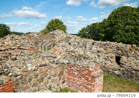 Kuusisto castle ruins at sunny summer day in Kaarina, Finland. Kuusisto castle ruins at sunny summer day in Kaarina, Finland. 79004119