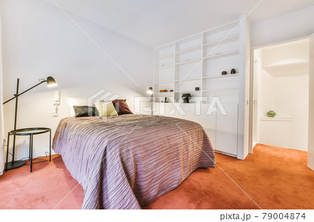 Luxury bedroom design 79004874