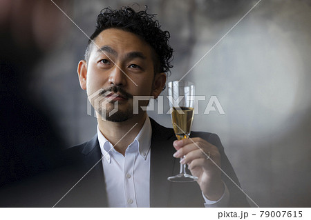 男性　バーカウンター 79007615
