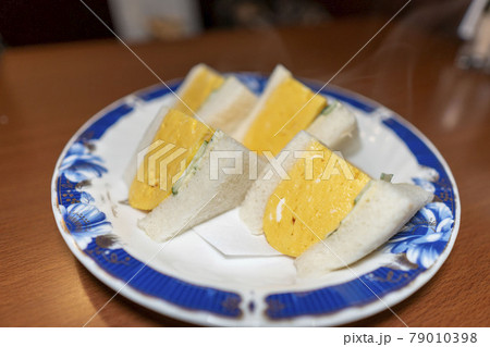 ふんわりしっとり、たまごサラダのサンドイッチ ふんわりしっとり、たまごサラダのサンドイッチ 79010398