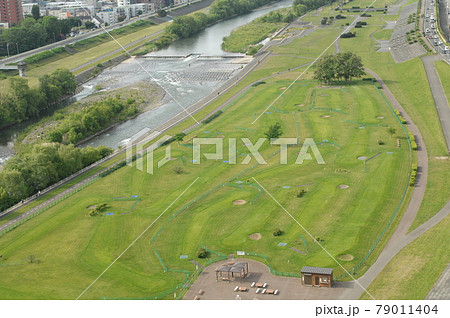 豊平川パークゴルフ場の全景 79011404