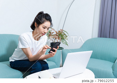 女子 女の子 女児 79012255