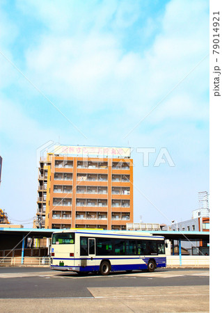 名古屋市営地下鉄新瑞橋駅バスターミナルの風景 79014921