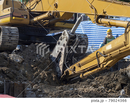 road drill truck in construction area 79024366
