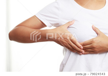 Health problems, women with breast pain Health problems, women with breast pain 79024543