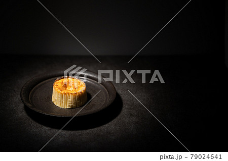 バスクチーズケーキ　皿 79024641