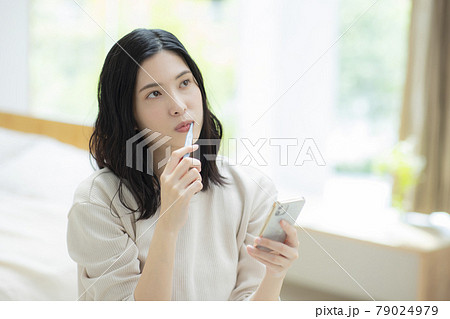朝 歯磨き 朝 歯磨き 79024979
