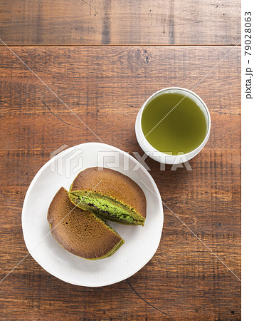 生どら焼き 抹茶味 生どら焼き 抹茶味 79028063