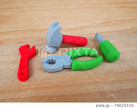 Carpenter tools made from rubber  79029310