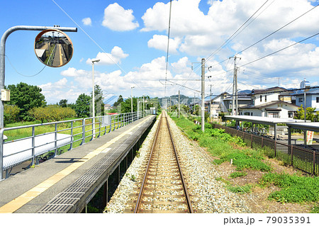 2020年夏、山形線の新庄駅から赤湯駅間の車窓風景と駅風景 2020年夏、山形線の新庄駅から赤湯駅間の車窓風景と駅風景 79035391