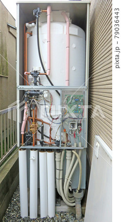 給湯機の内部 79036443